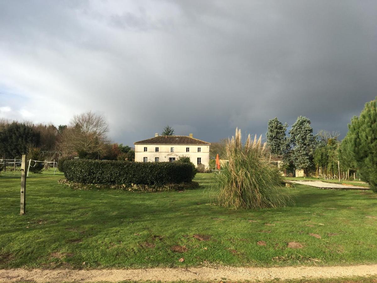 Domaine Terroceane Hotel La-Gripperie-Saint-Symphorien ภายนอก รูปภาพ